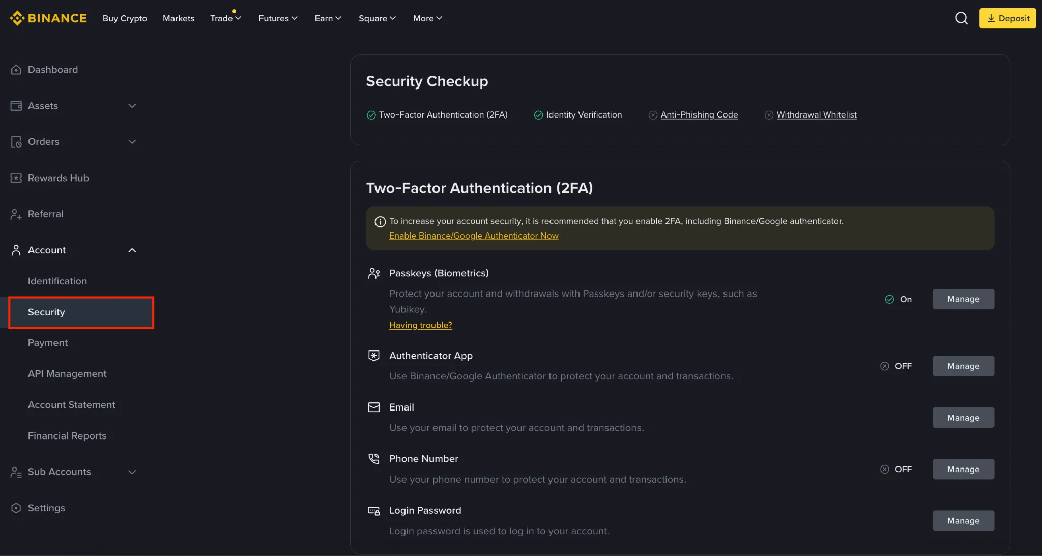 Binance 網頁版帳戶安全設定頁,顯示 Security Checkup、2FA、Passkeys、驗證器與密碼管理入口